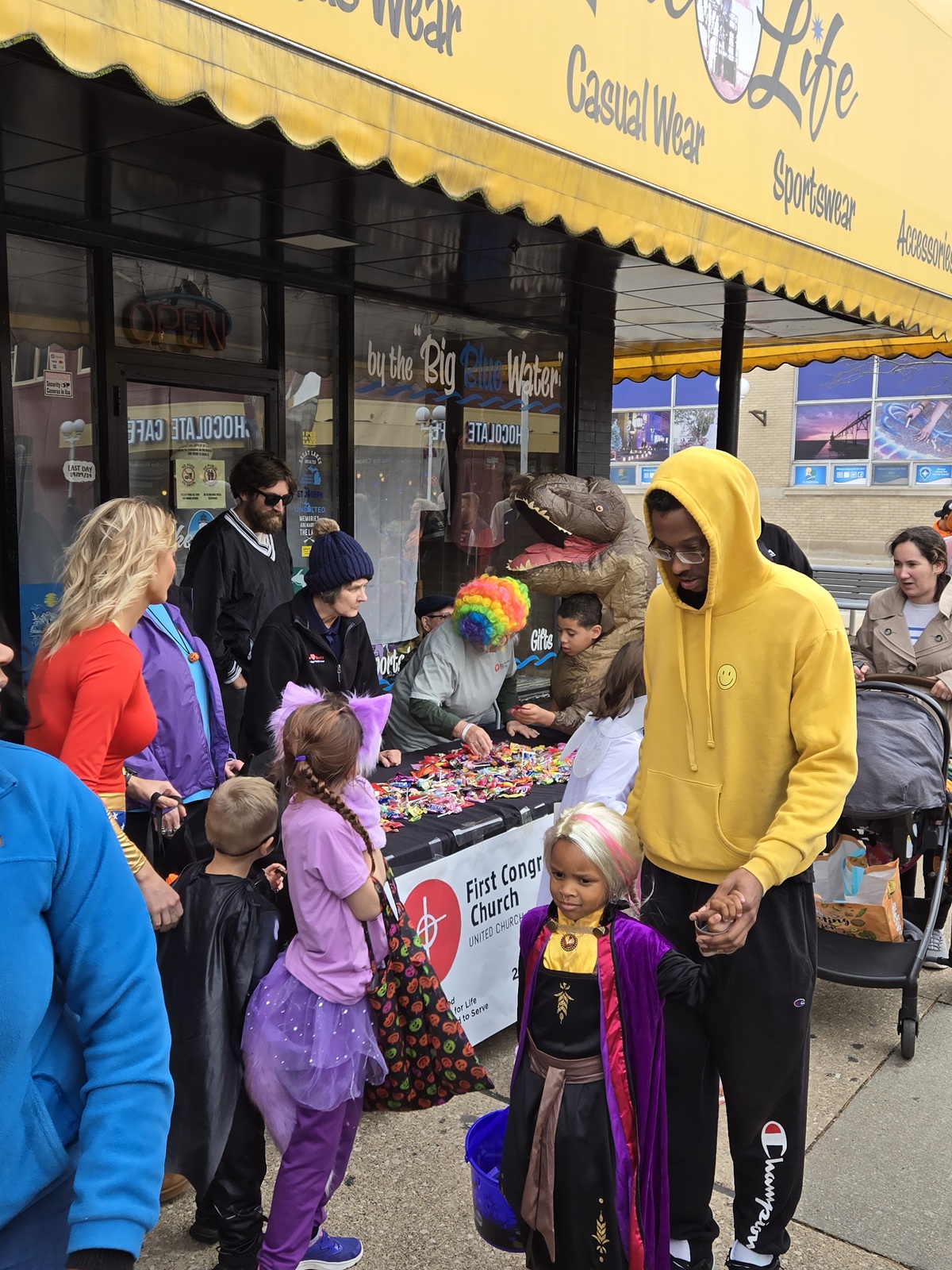 Downtown St. Joe Trick-Or-Treat 01